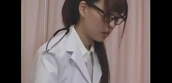  Fight with nurse younger sister, want to see more stimulation add QQ group 422674877